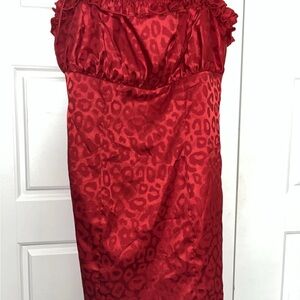 Beginning Boutique Red Leopard straight Dress